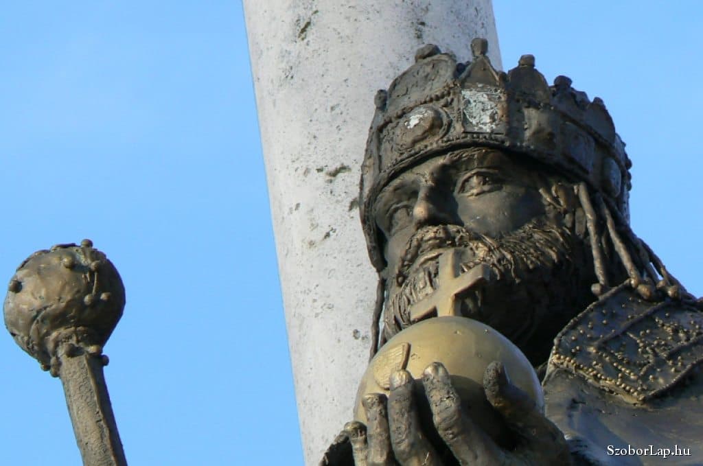 A "Mesélő szobrok" fényképe